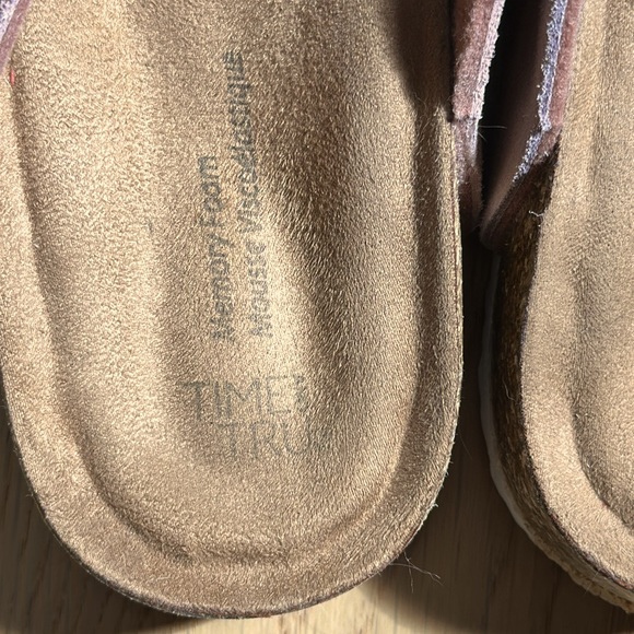 Time & Tru Slides - Picture 2 of 5